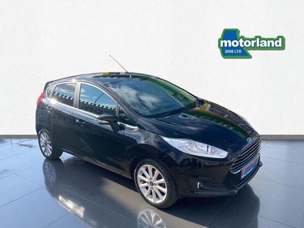 Used Ford Fiesta 2017 for sale - 75842954: Photo 1