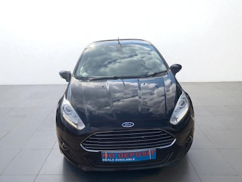 Used Ford Fiesta 2017 for sale - 75842954: Photo 2