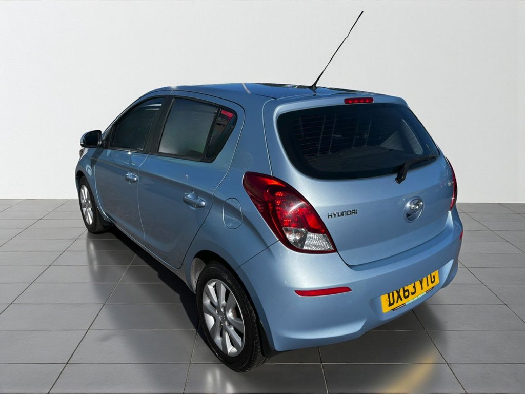 Used Hyundai i20 2013 for sale - 75831156: Photo 6