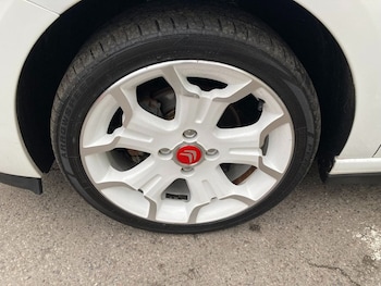 Used Citroen DS3 2013 for sale - 76470169: Photo