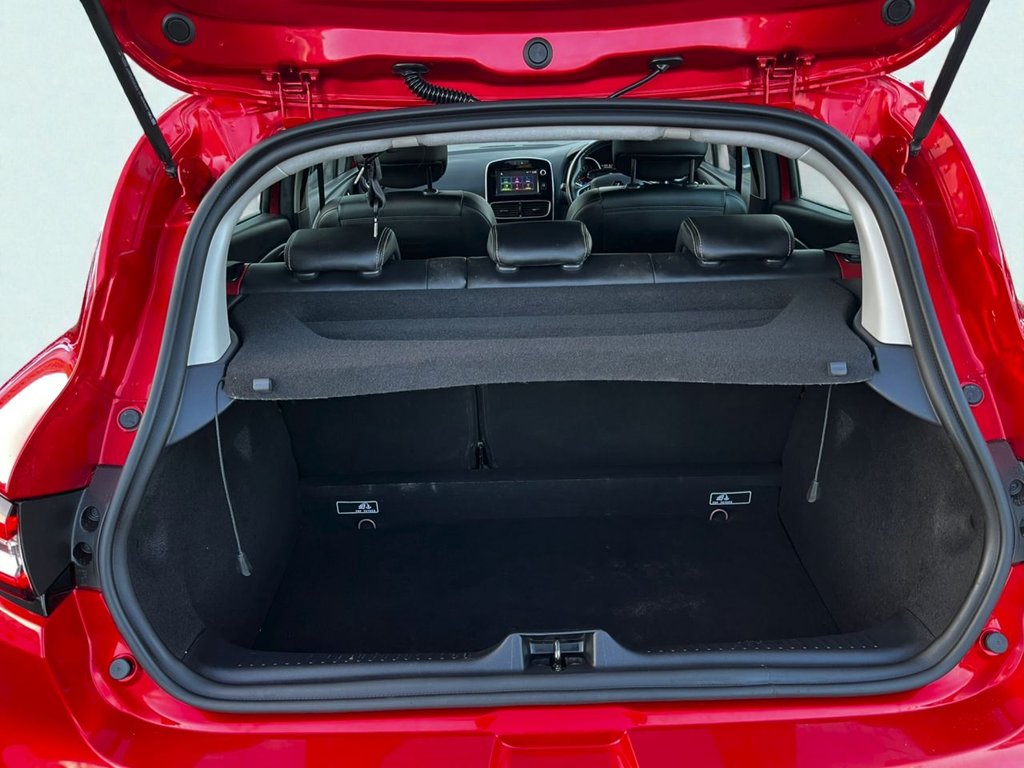 Used Renault Clio 2017 for sale - 76910208: Photo 9