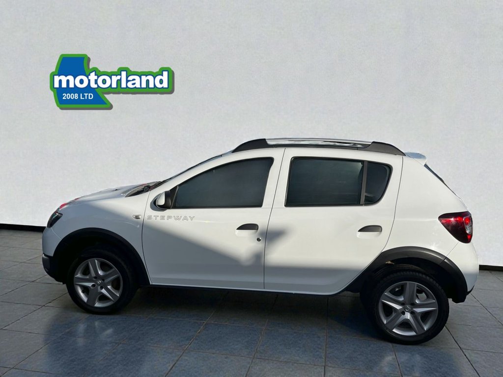 Used Dacia Sandero Stepway 2015 for sale - 76740782: Photo 9
