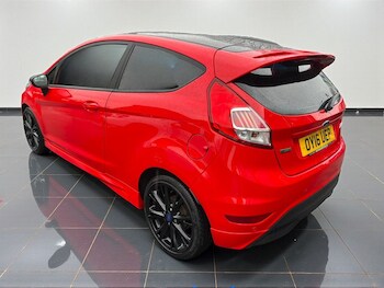 Used Ford Fiesta 2016 for sale - 76783827: Photo