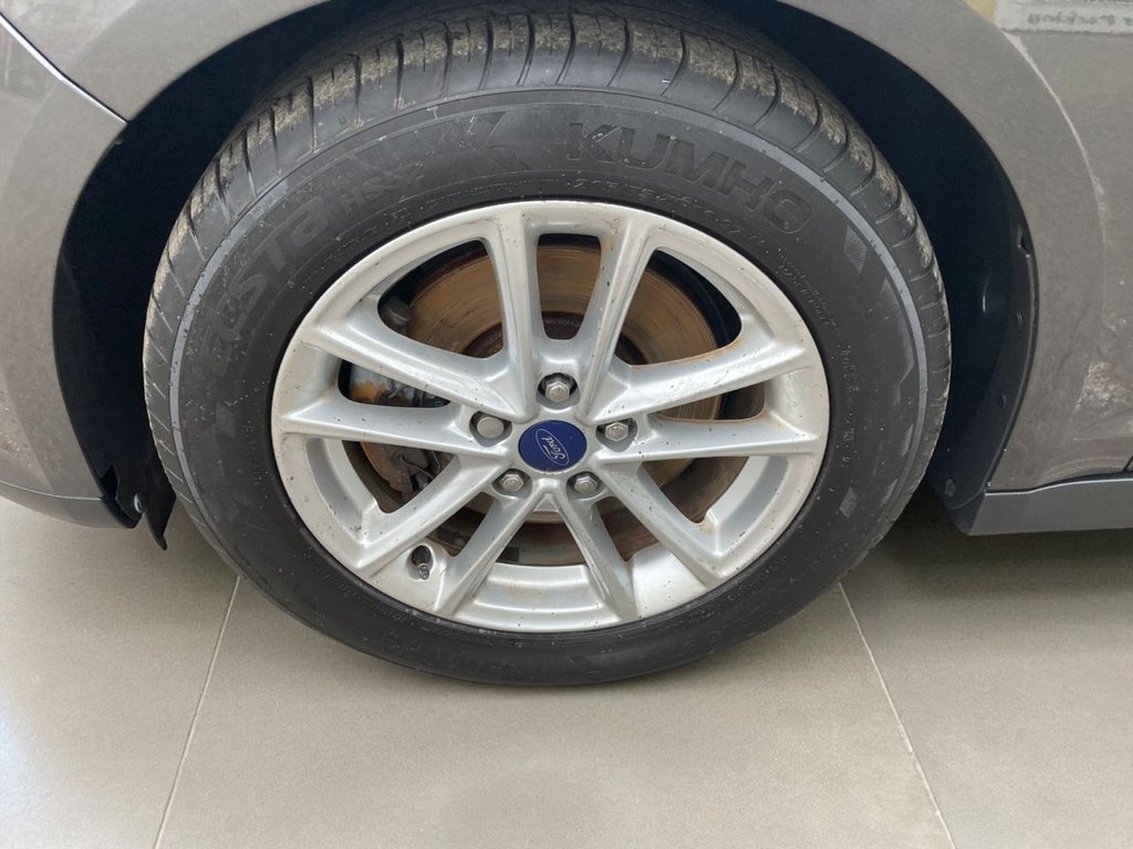 Used Ford Grand C-Max 2015 for sale - 76304083: Photo 10