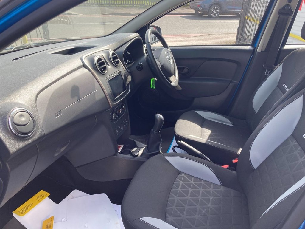 Used Dacia Sandero Stepway 2013 for sale - 74344294: Photo 5