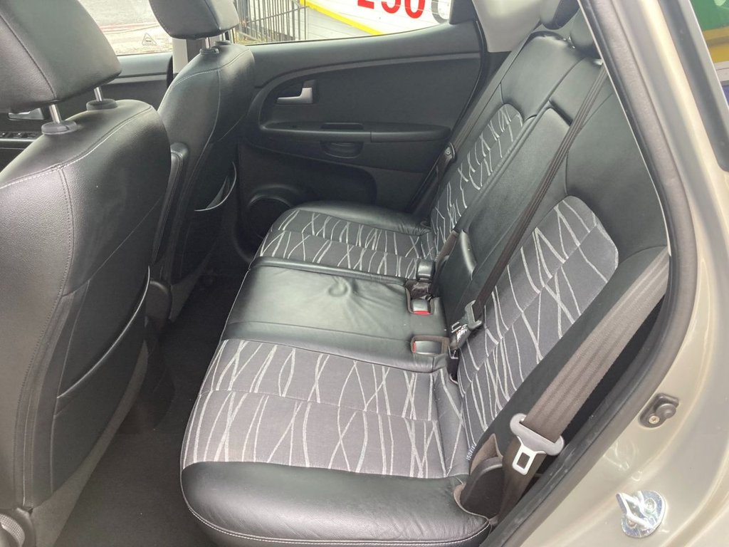 Used Kia Venga 2012 for sale - 76470291: Photo 3