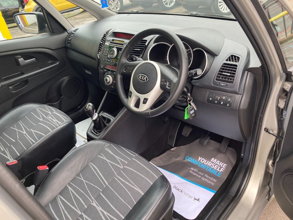 Used Kia Venga 2012 for sale - 76470291: Photo 7