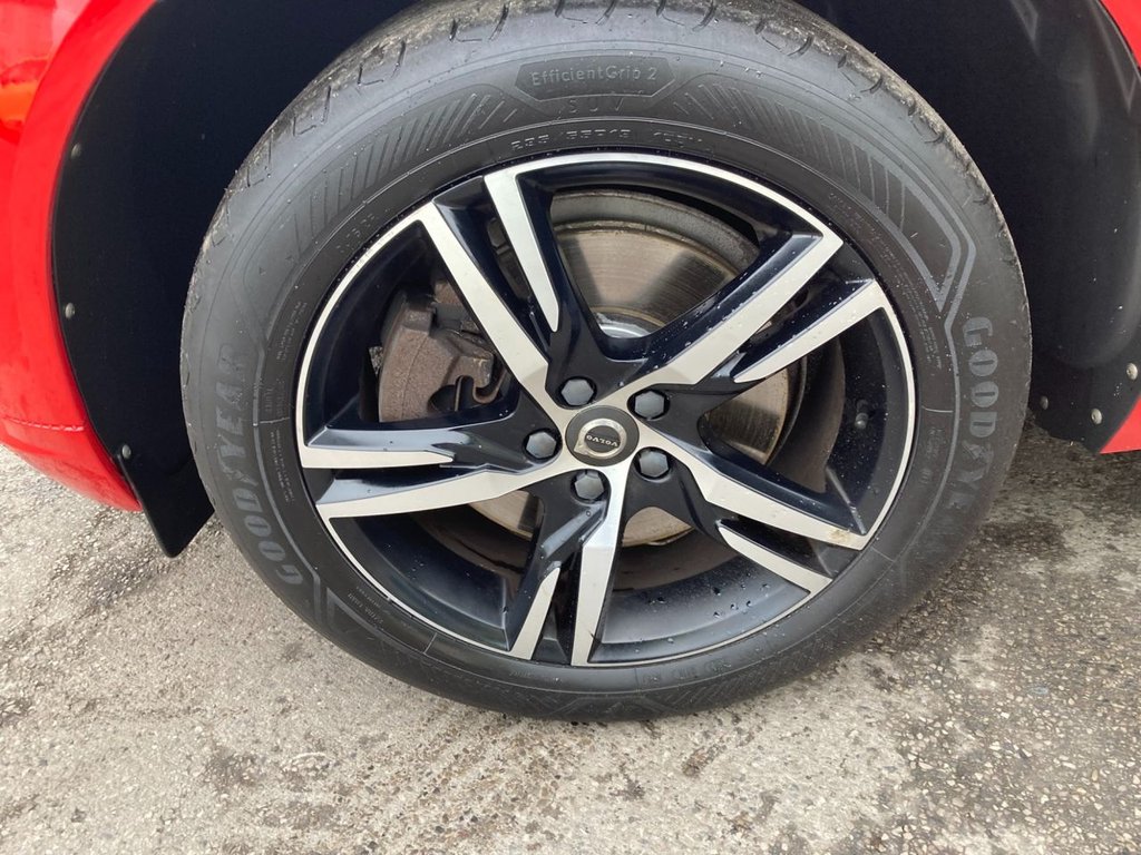 Used Volvo XC60 2017 for sale - 76546987: Photo 10