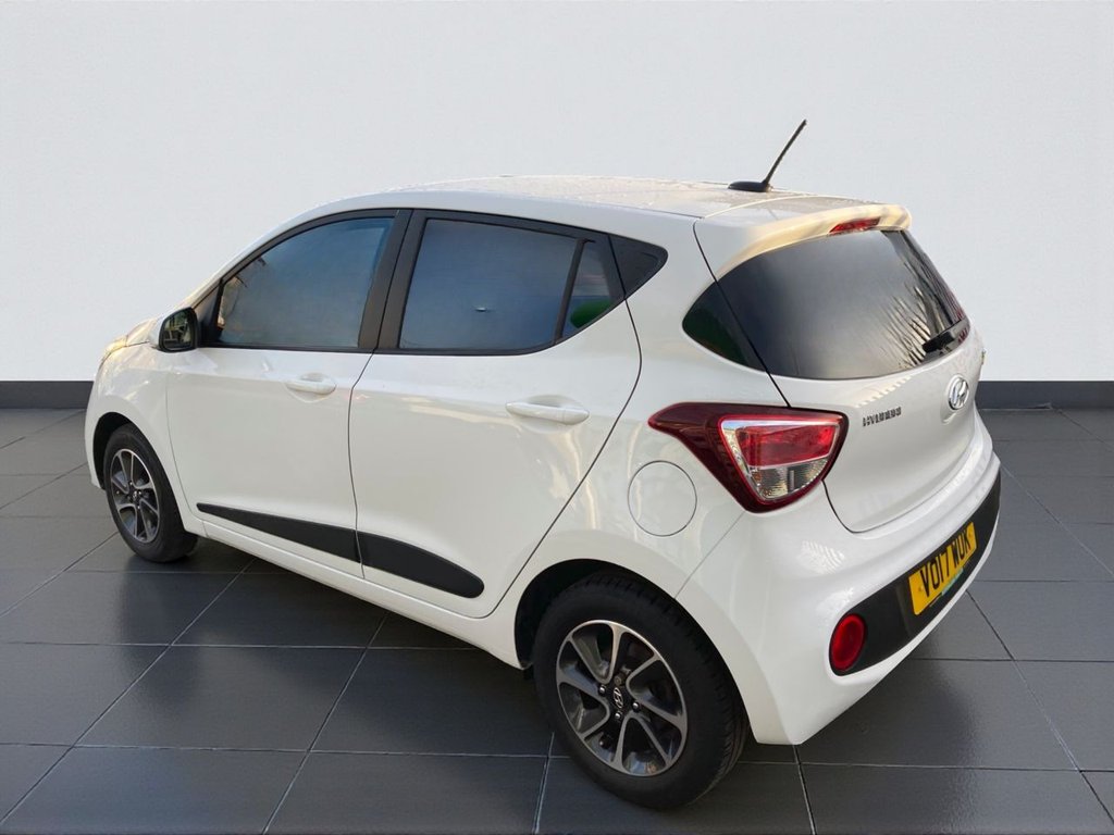 Used Hyundai i10 2017 for sale - 76655161: Photo 5