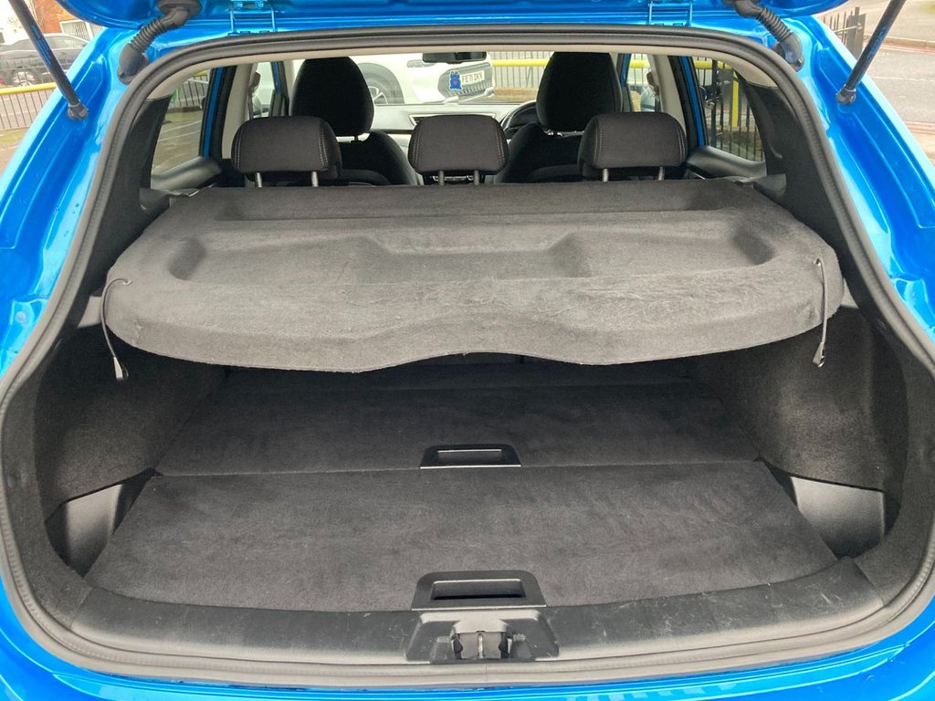 Used Nissan Qashqai 2017 for sale - 76724538: Photo 4