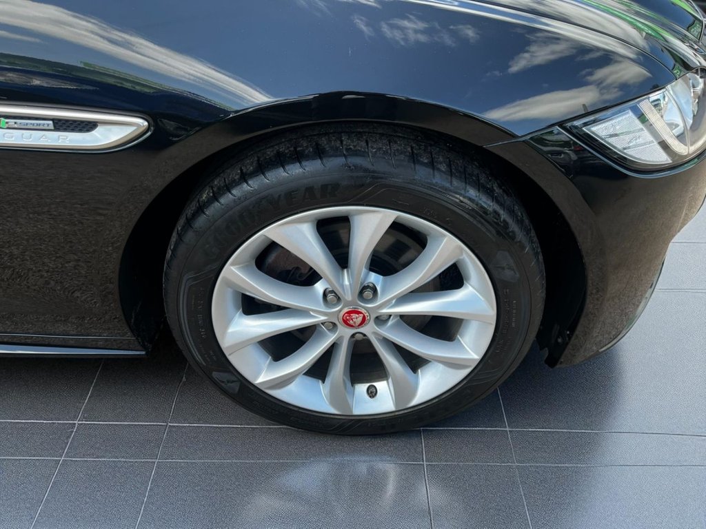 Used Jaguar XF 2017 for sale - 75181288: Photo 2