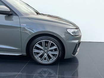 Used Audi A1 2019 for sale - 76520728: Photo