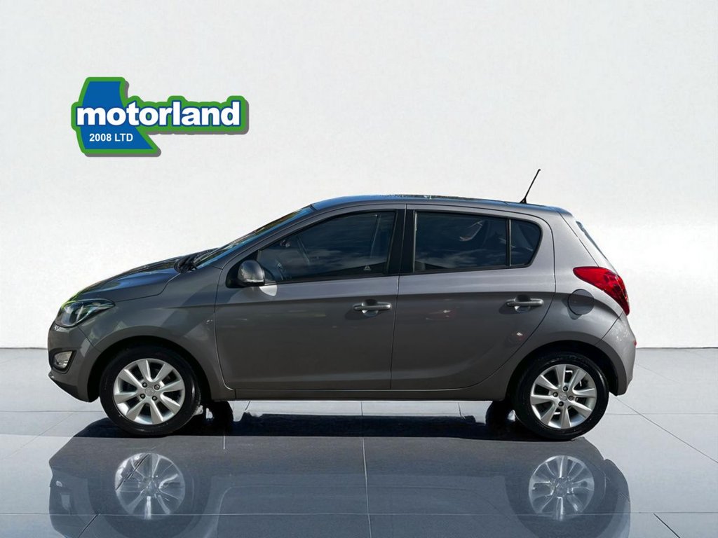 Used Hyundai i20 2014 for sale - 75937688: Photo 8