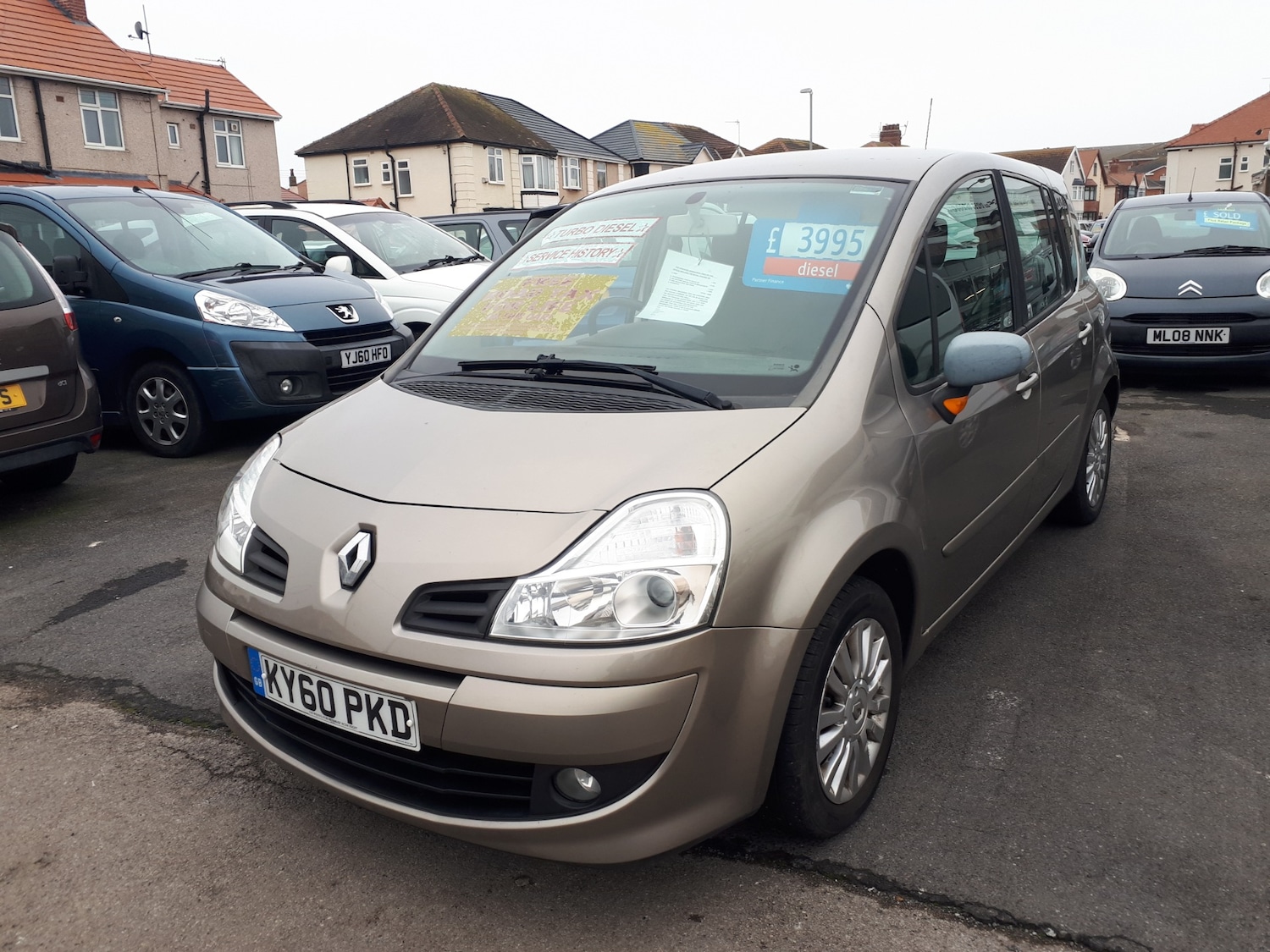 Used Renault Grand Modus 2010 for sale - 76479965: Photo 2