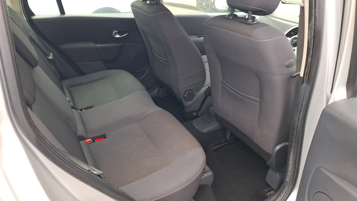 Used Renault Grand Modus 2011 for sale - 76466136: Photo 7