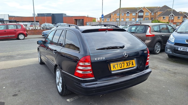 Used Mercedes-Benz C-Class 2007 for sale - 74414977: Photo 5