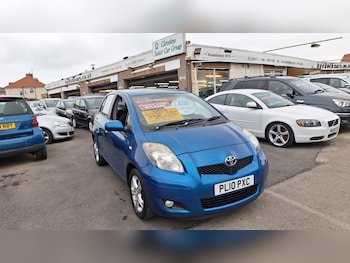 Used Toyota Yaris 2010 for sale - 76450014: Photo