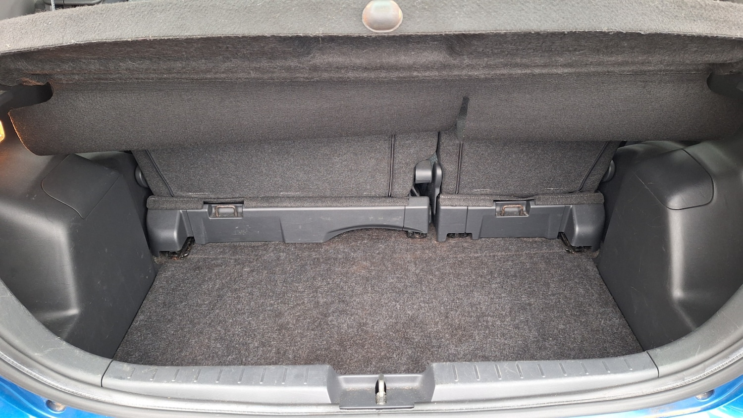 Used Toyota Yaris 2010 for sale - 76450014: Photo 8