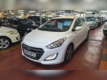 Used Hyundai i30 2015 for sale - 77998686: Photo
