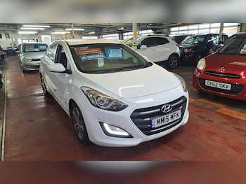 Used Hyundai i30 2015 for sale - 77998686: Photo