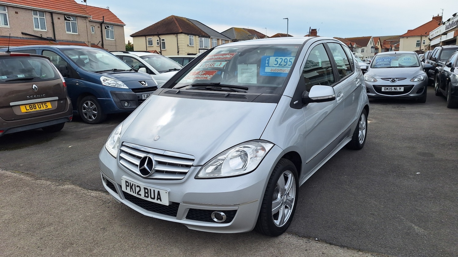 Used Mercedes-Benz A-Class 2012 for sale - 75772728: Photo 2