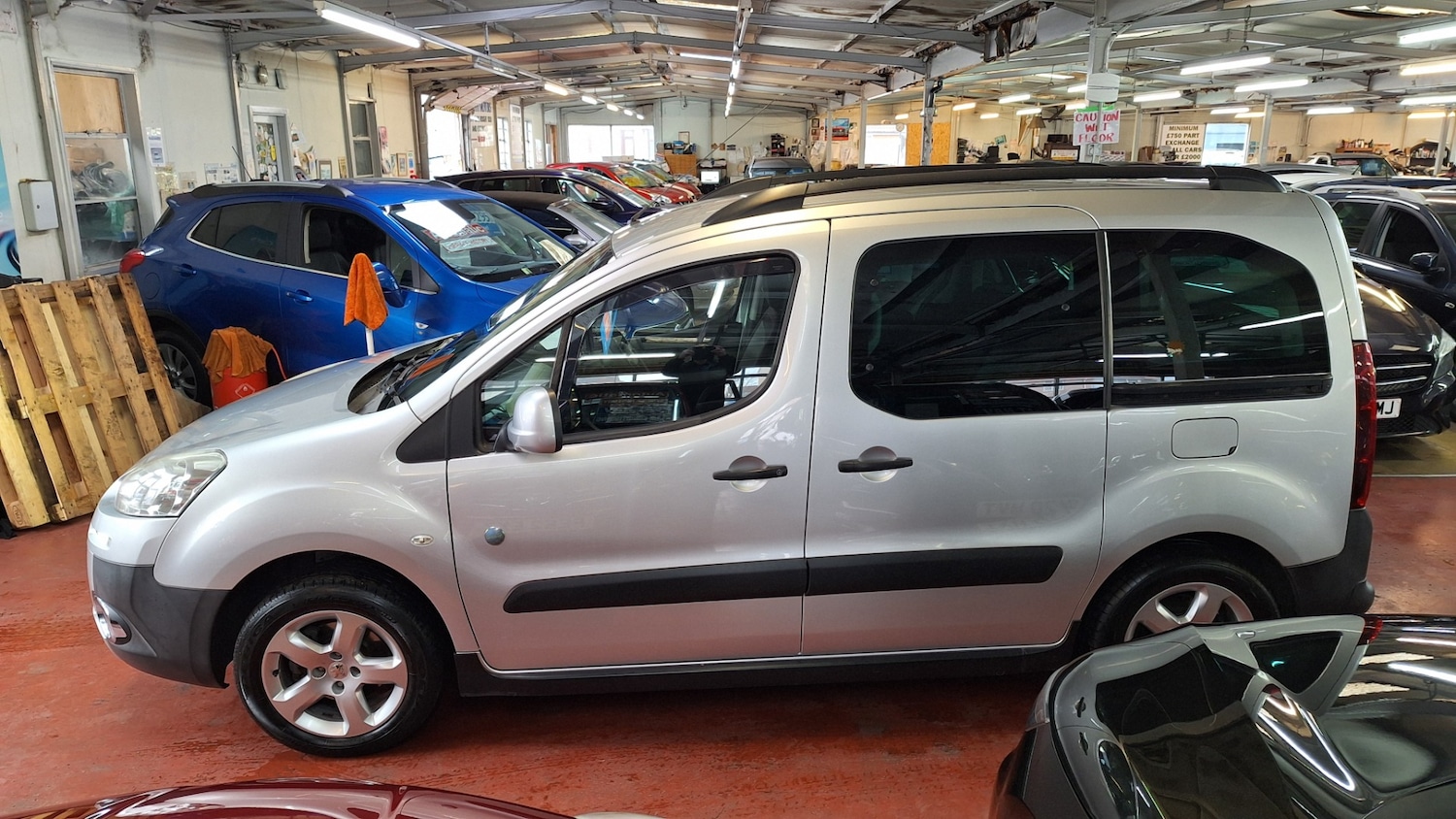 Used Peugeot Partner Tepee 2014 for sale - 76436434: Photo 9