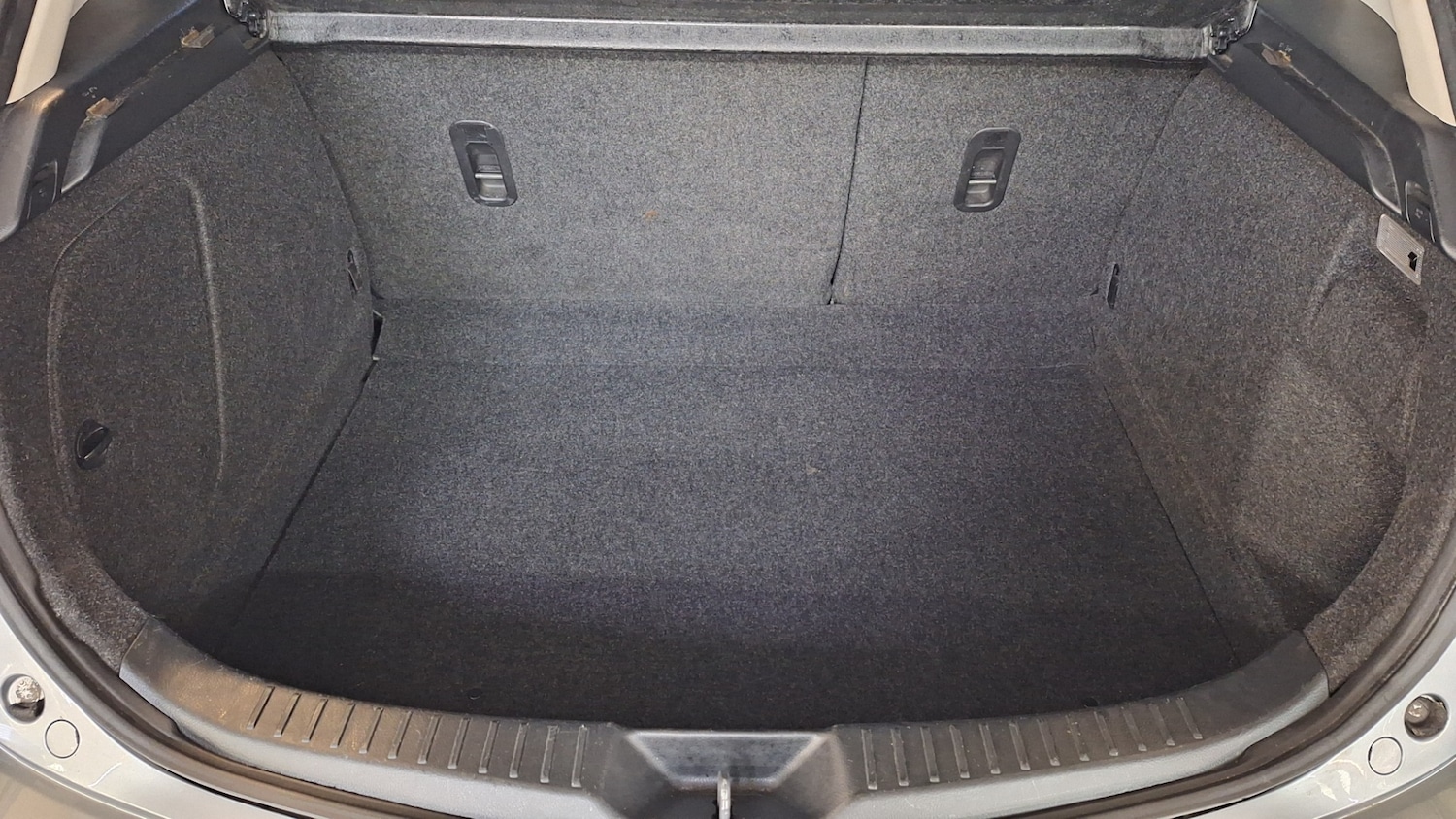 Used Mazda Mazda3 2009 for sale - 76892199: Photo 8