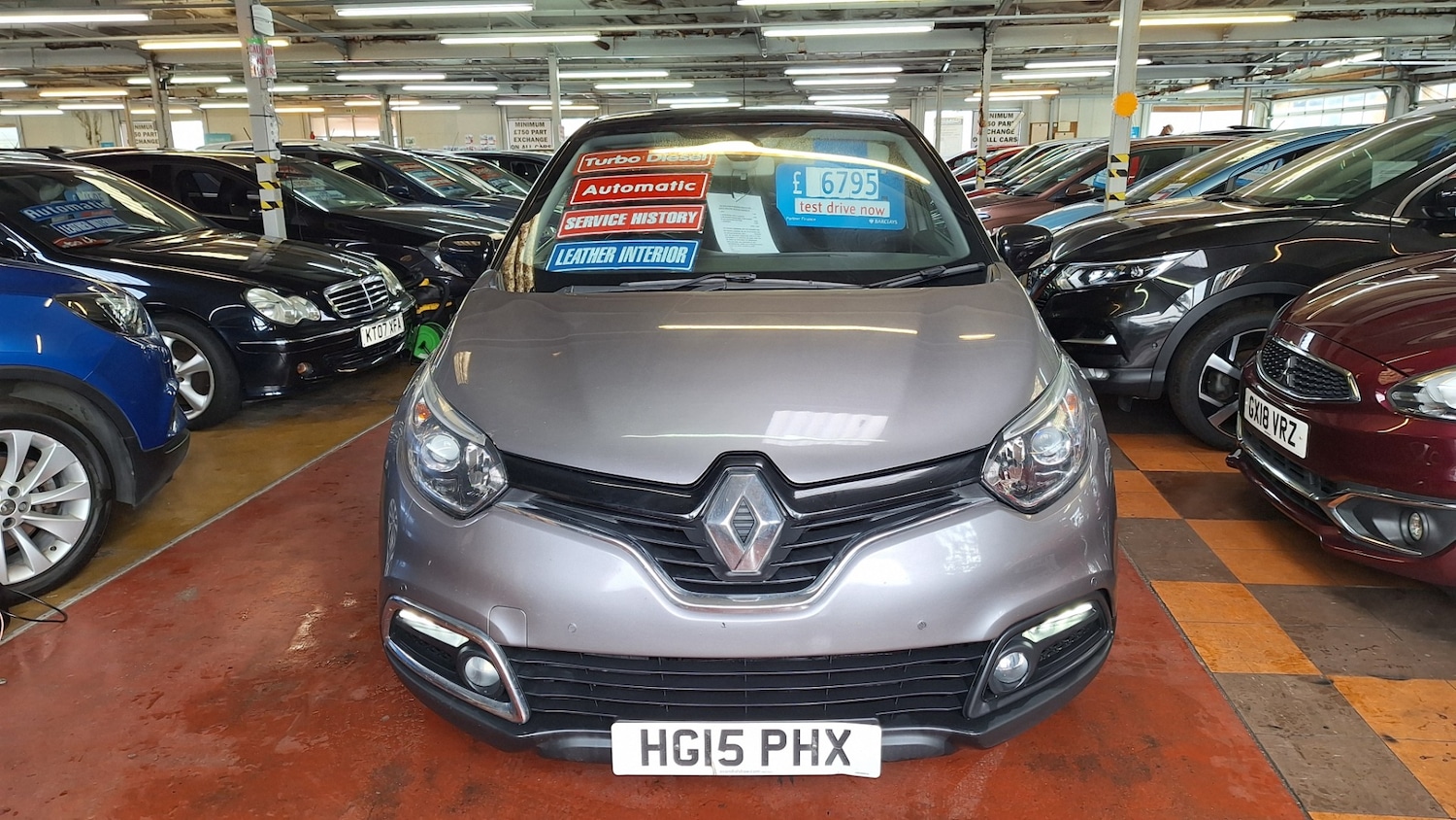 Used Renault Captur 2015 for sale - 76172299: Photo 1