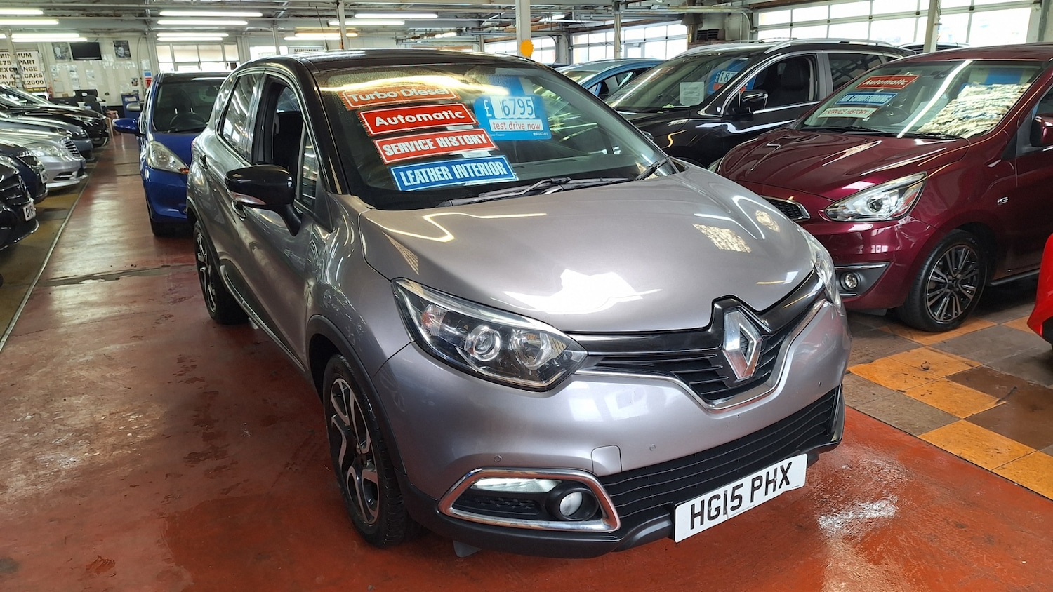 Used Renault Captur 2015 for sale - 76172299: Photo 3