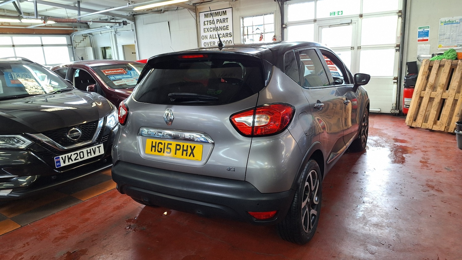 Used Renault Captur 2015 for sale - 76172299: Photo 4