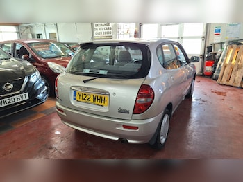 Used Daihatsu Sirion 2001 for sale - 76696682: Photo