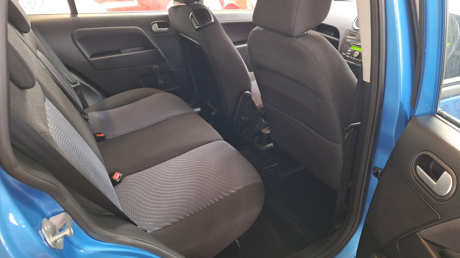 Used Ford Fusion 2010 for sale - 76207158: Photo 7