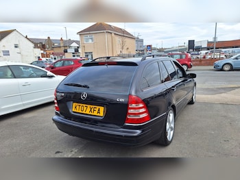 Used Mercedes-Benz C Class 2007 for sale - 78929430: Photo