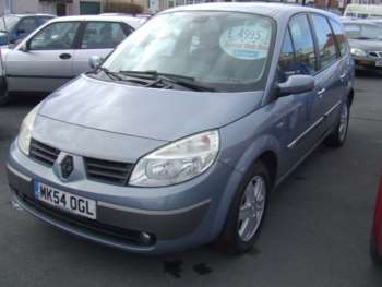 Used Renault Grand Scenic 2004 for sale - 21289500: Photo