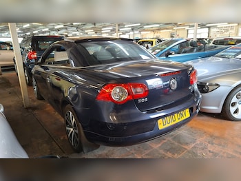 Used Volkswagen EOS 2010 for sale - 76480033: Photo