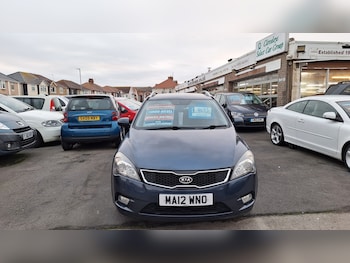 Used Kia Ceed 2012 for sale - 76933055: Photo