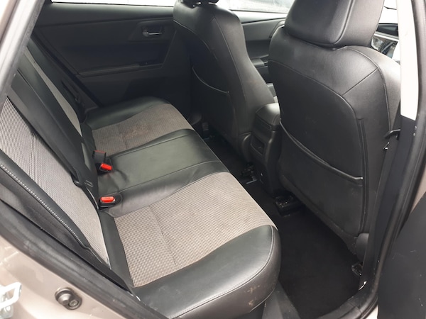 Used Toyota Auris 2016 for sale - 67672899: Photo 7