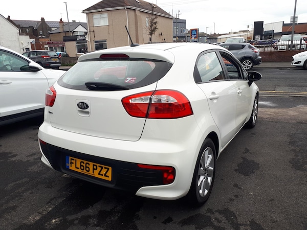 Used Kia Rio 2016 for sale - 68167631: Photo 4