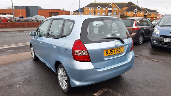 Used Honda Jazz 2007 for sale - 69711861: Photo 5