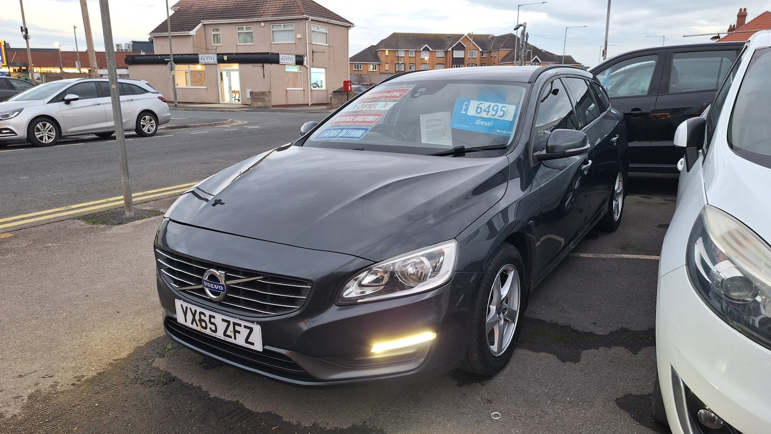 Used Volvo V60 2015 for sale - 76505149: Photo 2