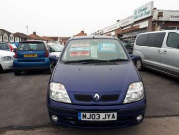 2003 (03) - Renault Megane Scenic 1.6 Expression + 5-Door From £2,395 + Retail Package