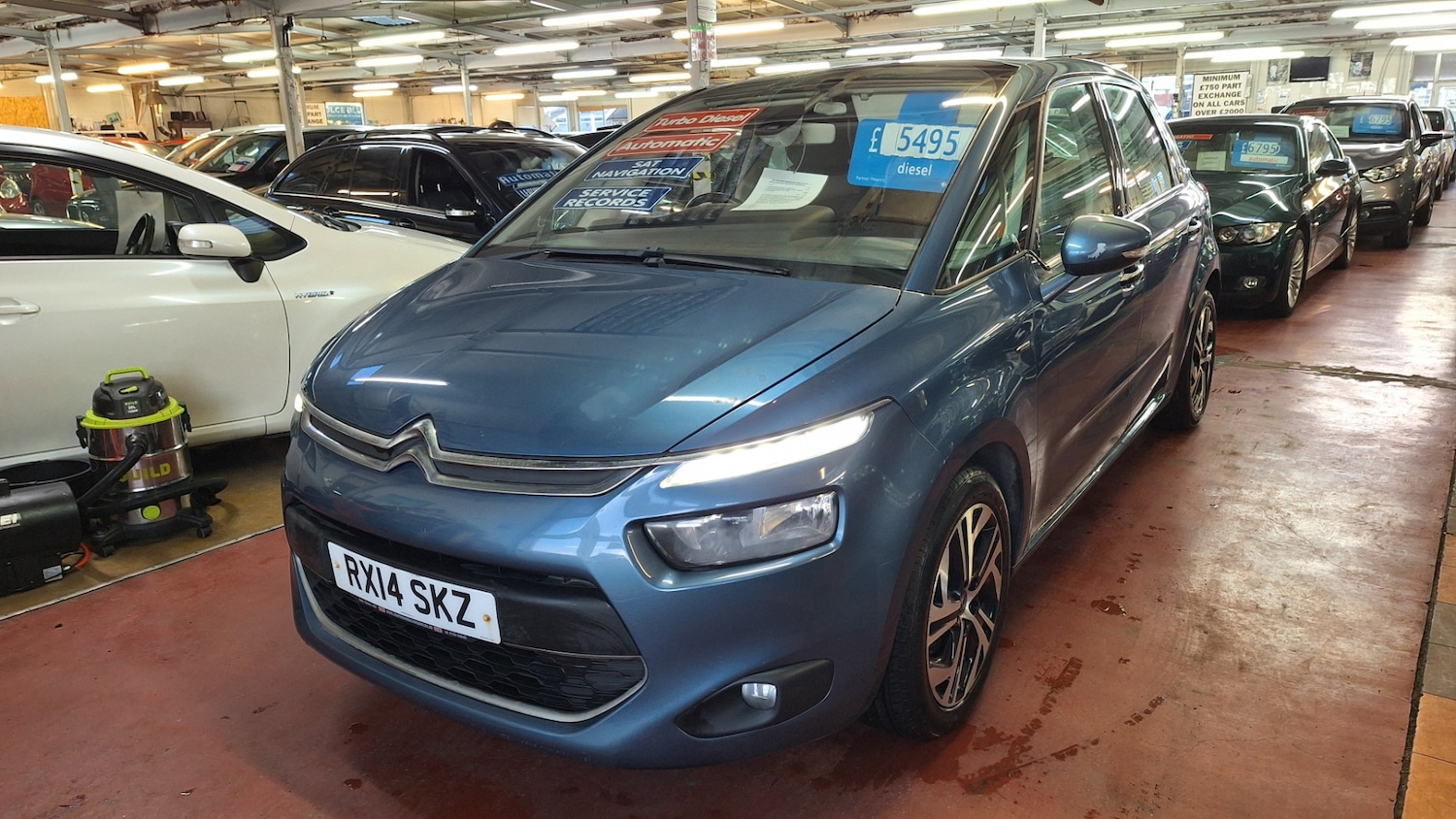 Used Citroen C4 Picasso 2014 for sale - 76940527: Photo 2