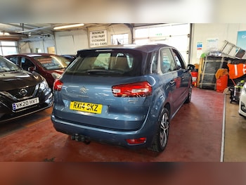 Used Citroen C4 Picasso 2014 for sale - 76940527: Photo