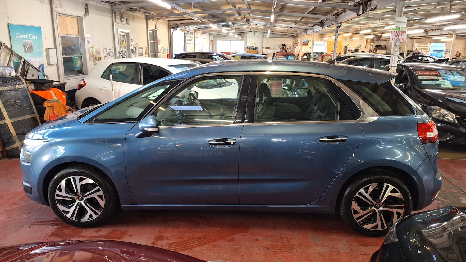 Used Citroen C4 Picasso 2014 for sale - 76940527: Photo 9
