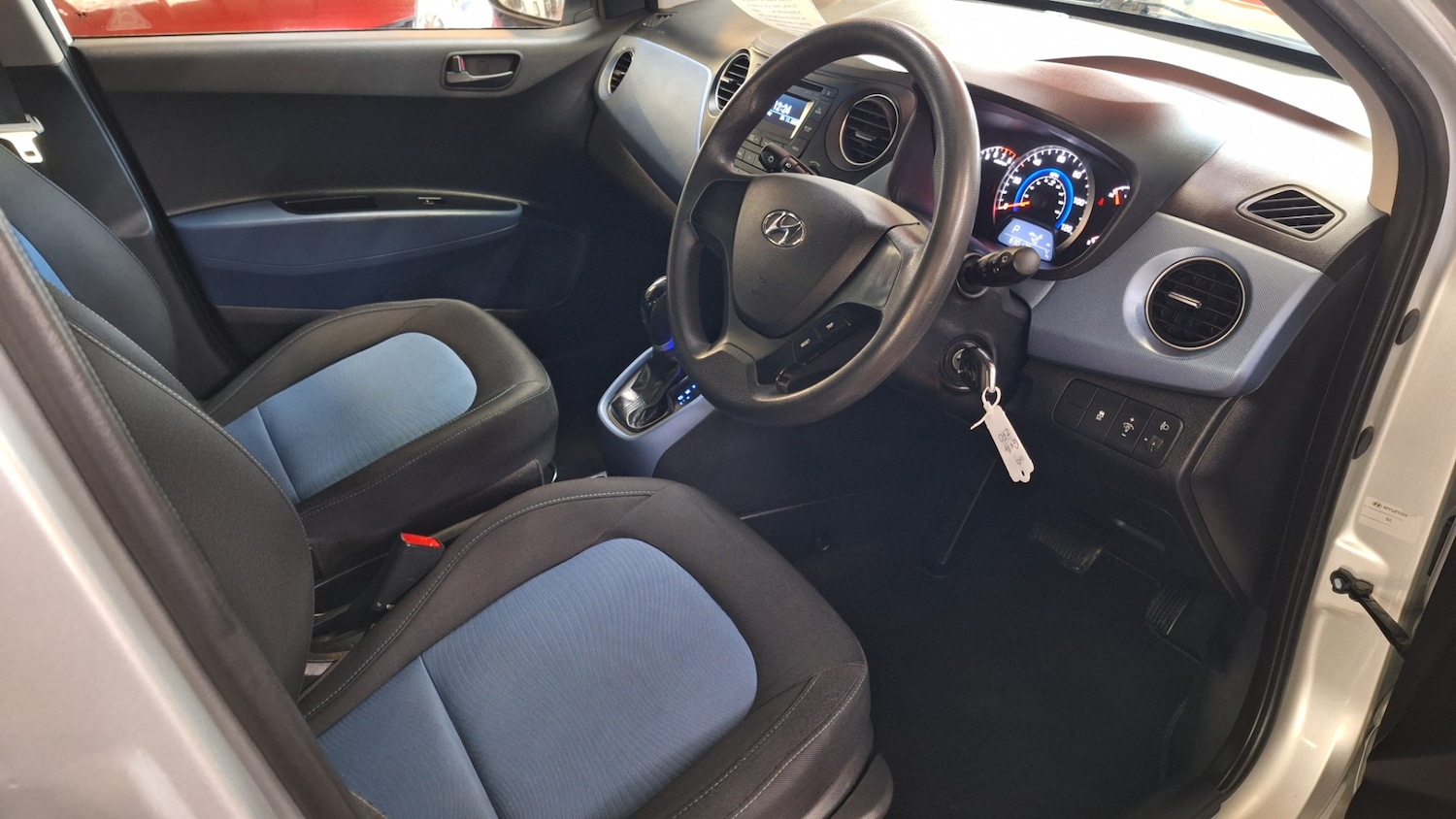 Used Hyundai i10 2014 for sale - 76719094: Photo 6