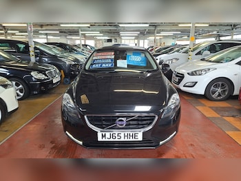 Used Volvo V40 2015 for sale - 78131459: Photo