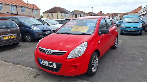 Used Hyundai i20 2011 for sale - 75084224: Photo 2