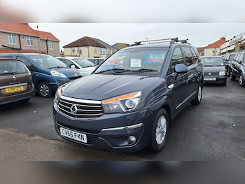 Used Ssangyong Turismo 2017 for sale - 76449685: Photo