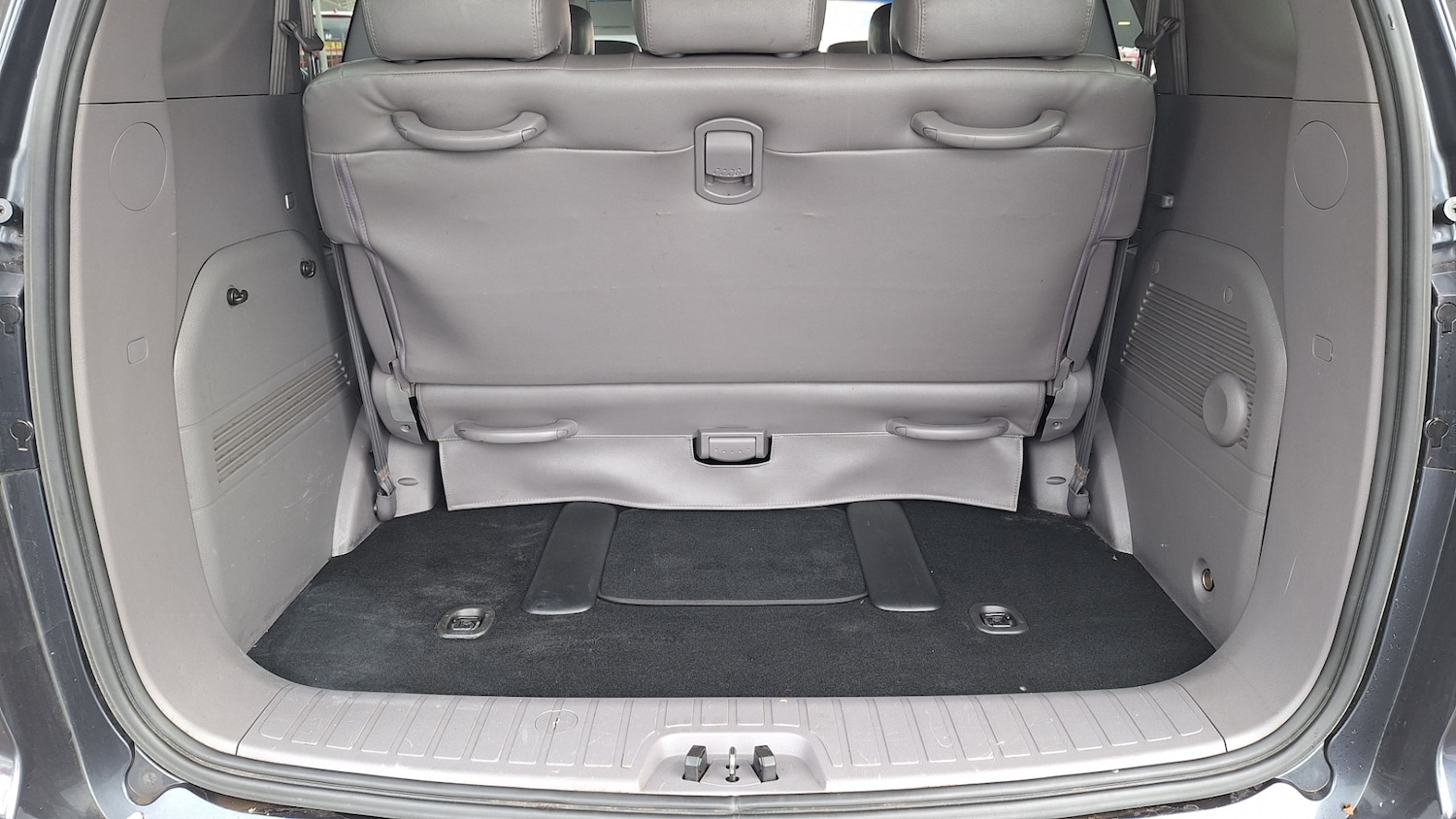 Used Ssangyong Turismo 2017 for sale - 76449685: Photo 9