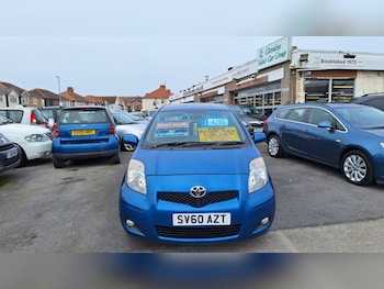 Used Toyota Yaris 2010 for sale - 76466046: Photo